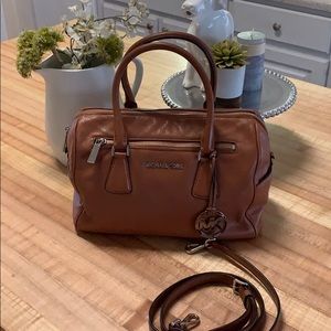 Michael Kors Tan Camel Satchel purse handbag
